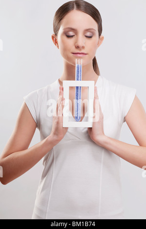 L'odeur des cristaux de bain femme Banque D'Images