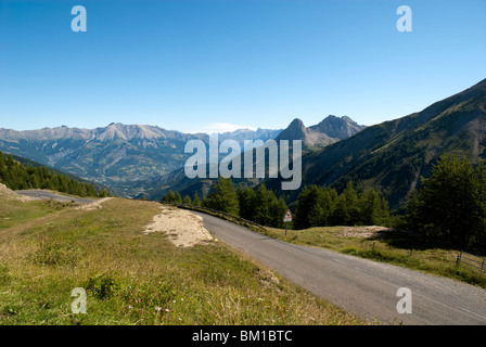 Vue depuis le Col d'Allos, Parc National du Mercantour, près de Barcellonette, Alpes, Provence, France, Europe Banque D'Images