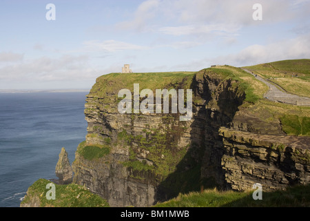 Les falaises de Moher, comté de Clare, Munster, République d'Irlande, Europe Banque D'Images