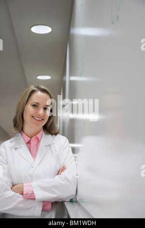 Portrait of a female doctor smiling Banque D'Images