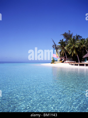 Ihuru Island, Atoll de Kaafu, République des Maldives Banque D'Images