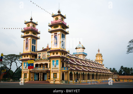 La secte Caodaïste église principale du Saint-Siège dans Tay Ninh Banque D'Images