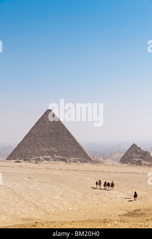 Pyramids, Giza, UNESCO World Heritage Site, près du Caire, Egypte, Afrique du Nord, Afrique Banque D'Images