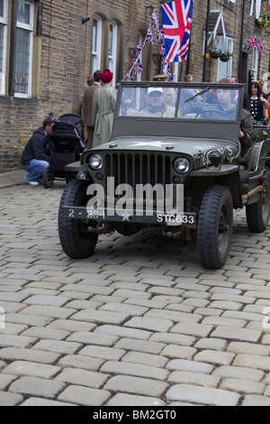 Véhicules sur l'affichage à Haworth 1940 week-end 2010 Banque D'Images