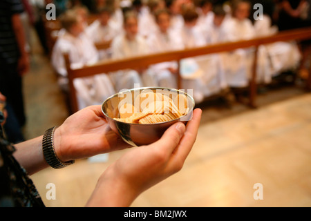 Hôtes pour l'Eucharistie, Annecy, Haute Savoie, France Banque D'Images