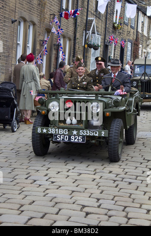 Véhicules sur l'affichage à Haworth 1940 week-end 2010 Banque D'Images