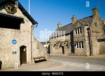 Hôtel de ville et Swan Inn, Llantwit Major, Vale of Glamorgan, Pays de Galles du Sud. Banque D'Images