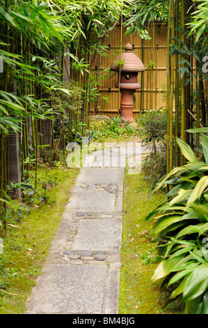 Restaurant japonais à 3-chome Kiyomizu dans la vieille ville de Kyoto, Japon JP Banque D'Images