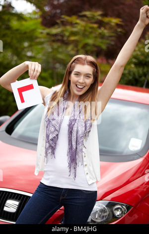 Test de conduite juste passé de fille Banque D'Images