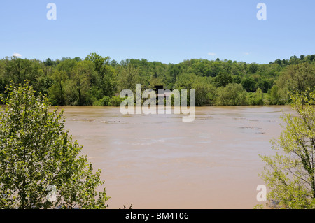 Les eaux d'inondation de la rivière Kentucky à Fort Boonesborough Kentucky USA Banque D'Images