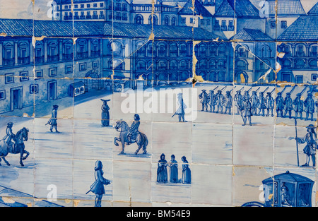 Azulejos anciens carreaux de céramique mosaic image représentant Soldiers marching Lisbonne Portugal Europe de l'ouest Banque D'Images