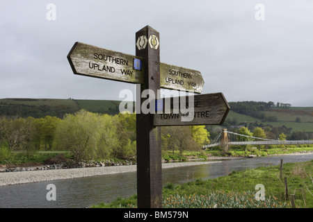 Signe des hautes terres du sud au bord de la rivière Tweed près de melrose ecosse mai 2010 Banque D'Images