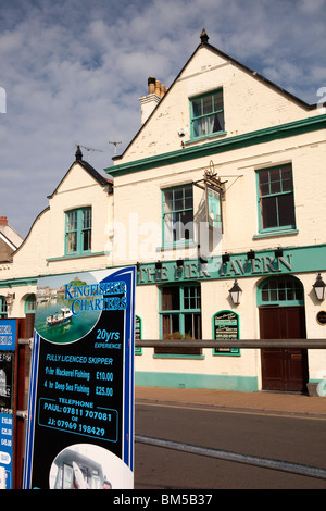 Royaume-uni, Angleterre, Devon, Ilfracombe, port, taverne jetée sur le quai Banque D'Images