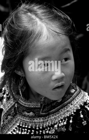 La tribu Hmong noir Girl, SAPA, Vietnam Banque D'Images