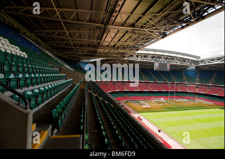 Le Millennium Stadium, Cardiff, Wales, UK ville Banque D'Images