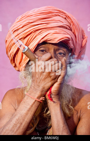 Au cours de la Naga Sadhu Kumbh Mela, Haridwar, Inde Banque D'Images