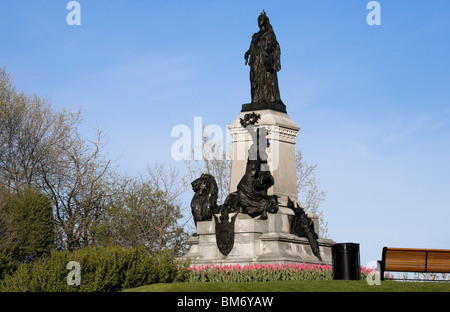 Statue de la reine Victoria, le terrain du Parlement, Ottawa, Ontario, Canada Banque D'Images