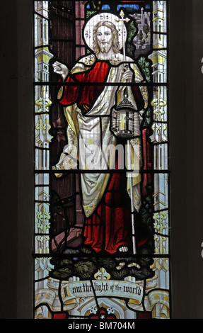 Une vitrail; Jésus Christ comme la lumière du monde; Église Sainte Marie, Halford, Warwickshire, Angleterre. Verre par Frank Holt & Co. De Warwick Banque D'Images