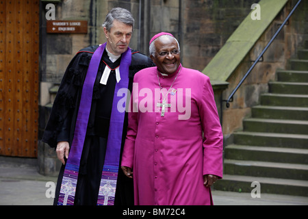 L'archevêque Desmond Tutu assiste à l'Assemblée générale 2009 de l'Église d'Écosse. Banque D'Images