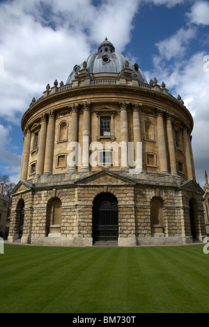 L'Oxford Radcliffe Camera, salle de lecture principale de la Bodleian Library, conçu par James Gibbs Banque D'Images