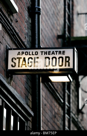 Porte panneau à l'Apollo Theatre, Londres Banque D'Images