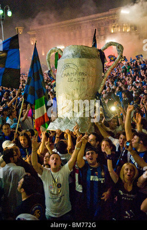 Football finale de la Ligue des Champions mach Inter-Bayern Munchen, place du Duomo, Milan, Italie, 22.05.2010 Banque D'Images