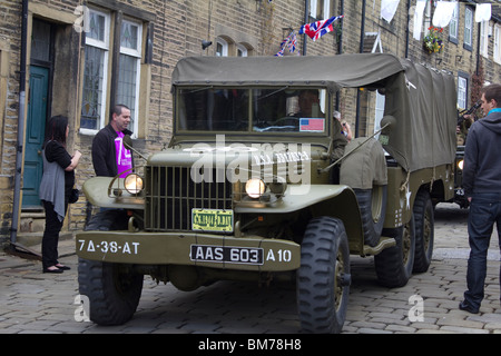 Véhicules sur l'affichage à Haworth 1940 week-end 2010 Banque D'Images