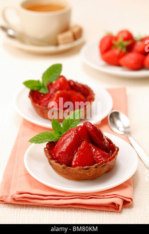 Tartelettes aux fraises. Recette disponible. Banque D'Images