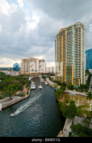 La New River traverse le centre-ville de Fort Lauderdale, Floride, USA Banque D'Images