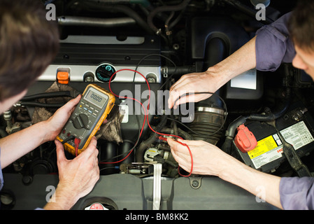 Moteur de voiture tuning mécanique Banque D'Images