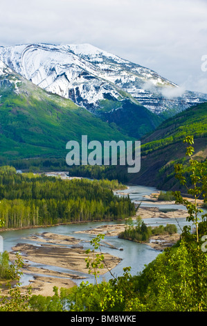 Smokey River et le mont Hamel Banque D'Images