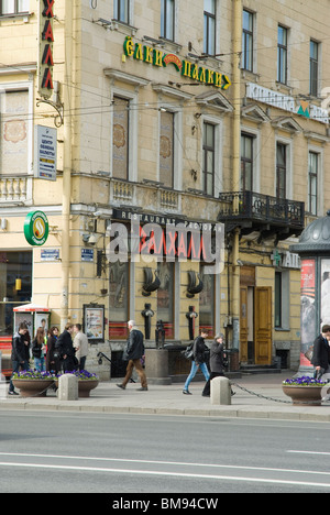 Maison sur l'avenue Nevsky à Saint-Pétersbourg. La Russie Banque D'Images