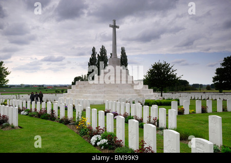 Des sépultures de guerre du Commonwealth de Tyne Cot Cemetery, Passendale, près d'Ypres Banque D'Images