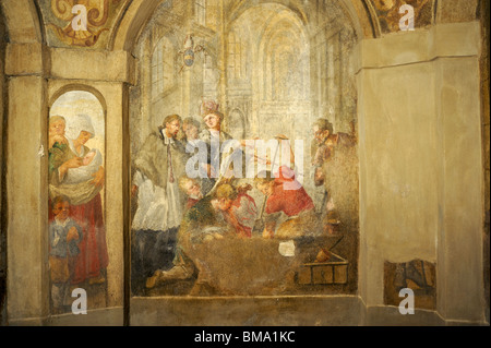 La Cathédrale St Vitus, le château de Prague Prague, République tchèque, de l'intérieur - tomb - détail de fresco Banque D'Images