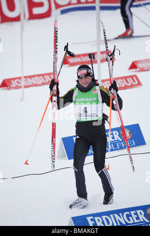 Andrea Henkel Allemagne cérémonie des médailles femmes 10km poursuite Biathlon Coupe du Monde IBU Kontiolahti en Finlande le 14 mars 2010 Banque D'Images