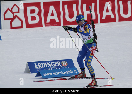 Anna Carin Olofsson-Zidek sprint 7,5 km femmes Suède IBU World Cup Biathlon Kontiolahti en Finlande le 14 mars 2010 Photo : Rob WATKINS Banque D'Images