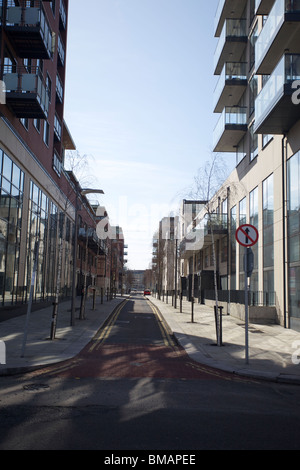 Immeubles de logements et de bureaux sur les rives de la rivière liffey autour de l'IFSC, Dublin, Irlande Banque D'Images