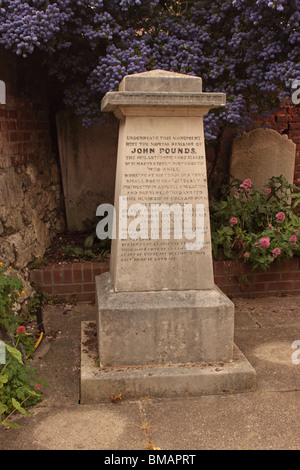 Tombe de John Livres Portsmouth UK Banque D'Images