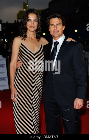 KATIE HOLMES & TOM CRUISE FILM NATIONAL AWARDS 2010 Royal Festival Hall de Londres Angleterre 26 Mai 2010 Banque D'Images