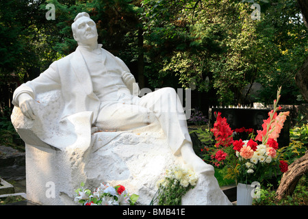 Tombe de la célèbre chanteuse d'opéra russe soviétique Feodor Chaliapine au cimetière Novodievitchi à Moscou, Russie Banque D'Images