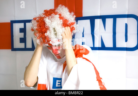 Malheureux l'Angleterre de la Coupe du Monde de football 2010 : Parution du modèle partisan Banque D'Images