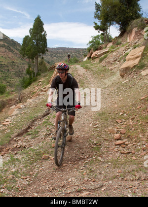 Vélo de Montagne Atlas Maroc Banque D'Images