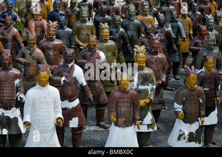 Les soldats en terre cuite Bouddha Eden Garden ou le jardin de la paix, de Bombarral, Portugal Banque D'Images