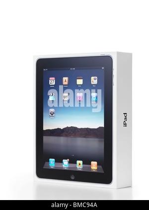 Apple iPad l'emballage du produit. Boîtier isolé avec chemin de détourage sur fond blanc. Banque D'Images