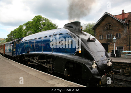 Le Sir Nigel Gresley en attente à Grosmont, Yorkshire. Banque D'Images