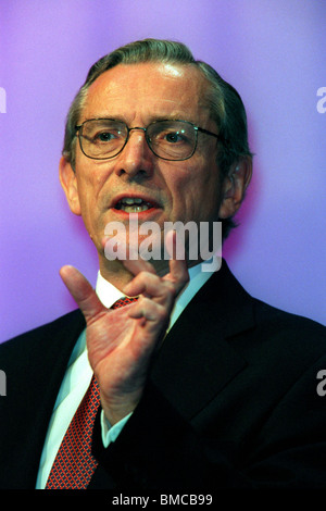 NORMAN FOWLER MP SHADOW HOME SECRETARY 13 Octobre 1998 Banque D'Images