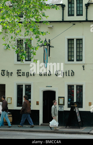 Eagle and child pub Banque D'Images