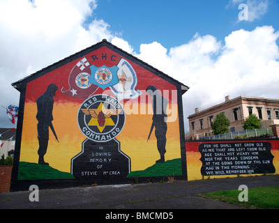 Main rouge commando paramilitaire loyaliste avenue Hopewell murale Shankill Road inférieur Banque D'Images