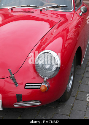 Voiture de course classique allemand Porsche 356 SC,1964 Banque D'Images