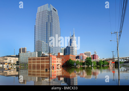 Inondations 2010 Nashville Tennessee Pinnacle et bâtiments BAT Banque D'Images